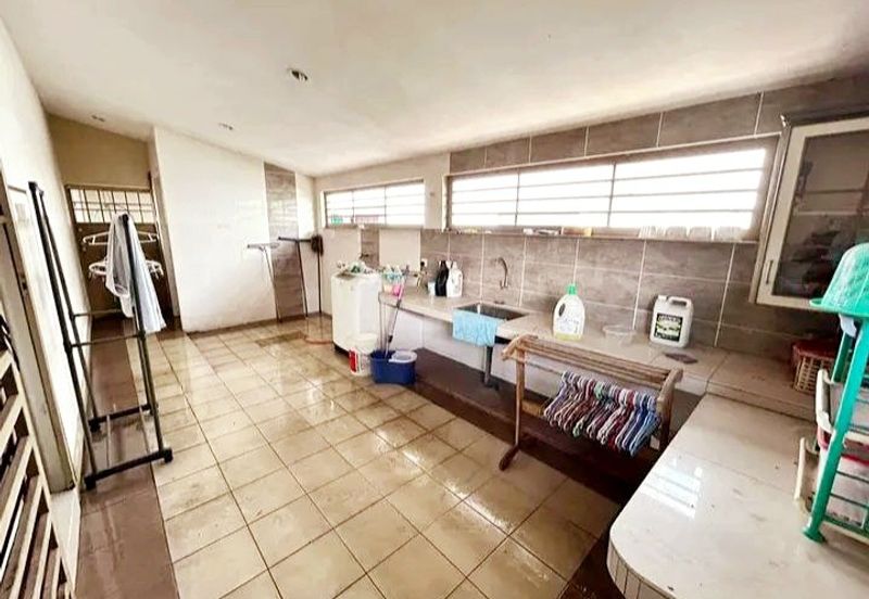 Ipoh Town Menglembu Meru Jelapang Fully Renovated 1.5 Storey Bungalow 