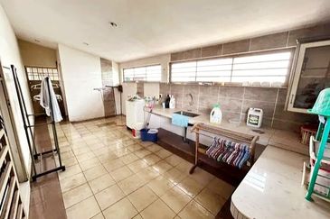 Ipoh Town Menglembu Meru Jelapang Fully Renovated 1.5 Storey Bungalow 
