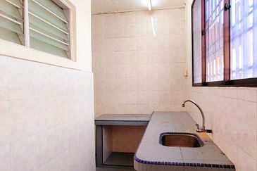 TAMAN MENGLEMBU TIMUR