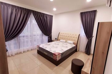 UPPER EAST @ TIGER LANE (PL: 14897S)