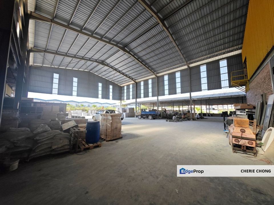 Prime Area Batu Gajah Perdana Industrial Bungalow Factory With Big Land High Ceiling Space & Ample Parking Spaces , Perak, Batu Gajah