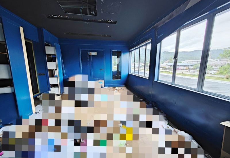 Kawasan Perindustrian Menglembu Facing Main Road 1.5 Storey Semi-D Factory Fully Covered 