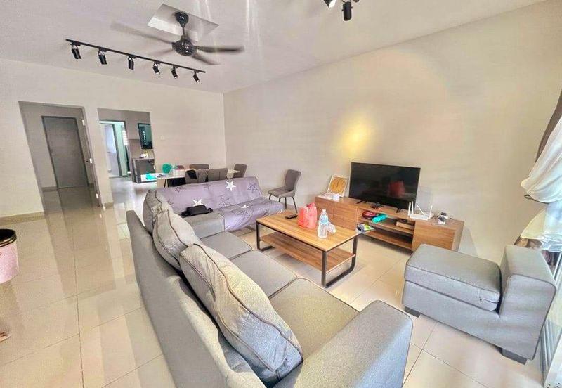 Bercham Nice Double Storey Terrace House For Rent 