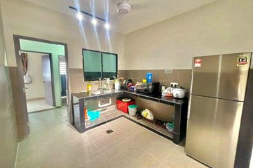 Bercham Nice Double Storey Terrace House For Rent 