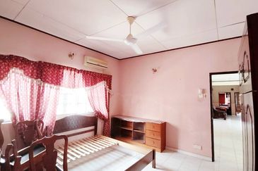 Greentown Double Storey Bungalow Corner Unit For Sale 