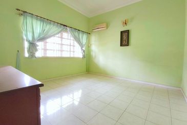 Greentown Double Storey Bungalow Corner Unit For Sale 