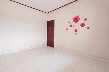 Greentown Double Storey Bungalow Corner Unit For Sale 