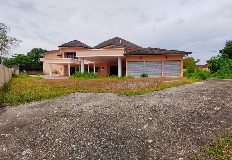 Greentown Double Storey Bungalow Corner Unit For Sale 