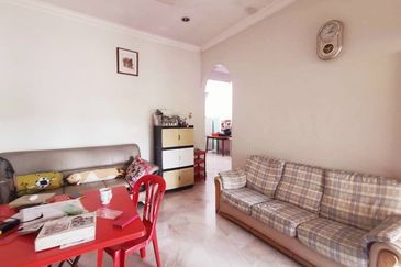 Lahat Single Storey Terrace House For Sale 