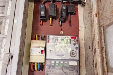 Pengkalan 1 1.5 Storey Terrace Factory For Rent 