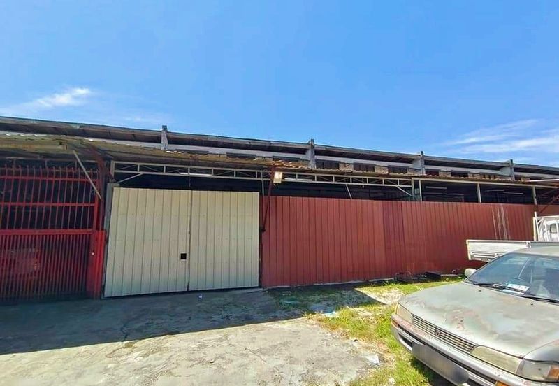 Pengkalan 1 1.5 Storey Terrace Factory For Rent 