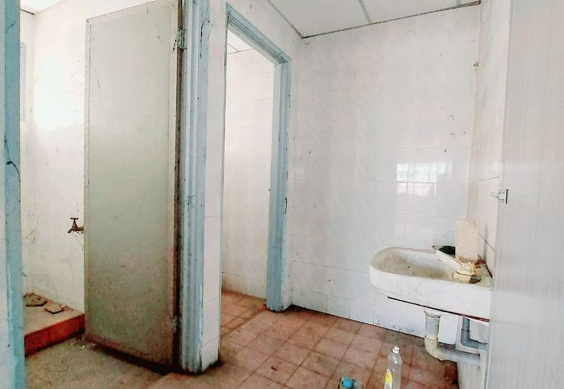 Bercham Semi-D/Warehouse For Rent 