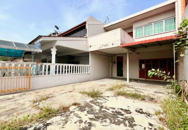 Gunung Rapat, Ampang Superlink Double Storey Terrace House For Sale 