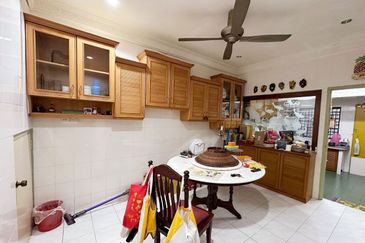 First Garden, Menglembu Double Storey Terrace House For Sale 