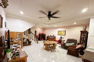 First Garden, Menglembu Double Storey Terrace House For Sale 