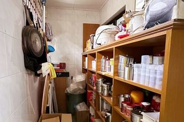 First Garden, Menglembu Double Storey Terrace House For Sale 