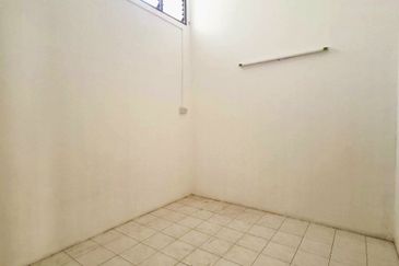 Taman Song Choon Double Storey Terrace House For Sale 