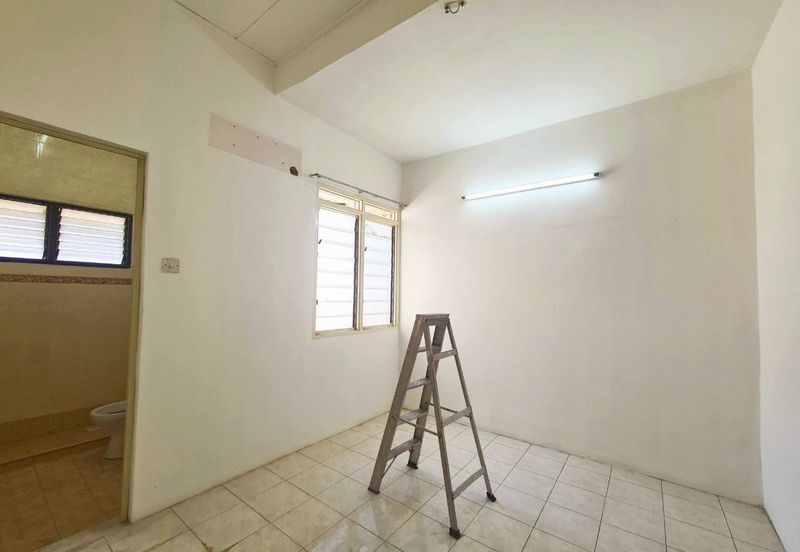 Taman Song Choon Double Storey Terrace House For Sale 