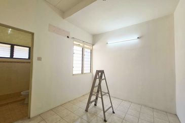 Taman Song Choon Double Storey Terrace House For Sale 