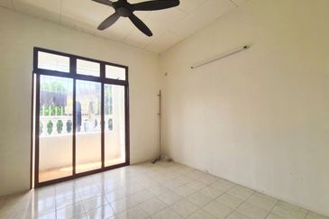 Taman Song Choon Double Storey Terrace House For Sale 