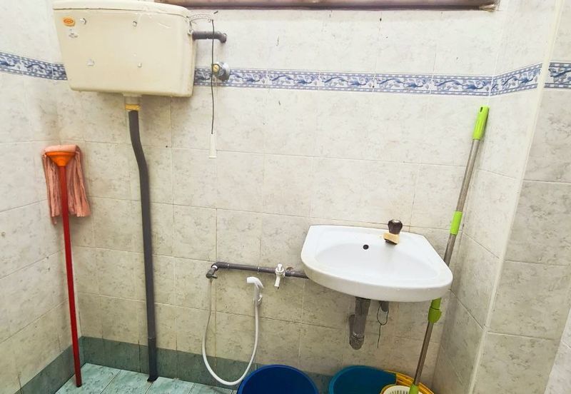 Taman Song Choon Double Storey Terrace House For Sale 