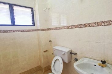 Taman Song Choon Double Storey Terrace House For Sale 