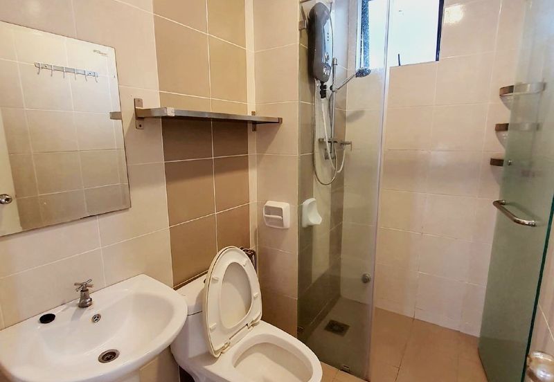 Upper East @ Tiger Lane