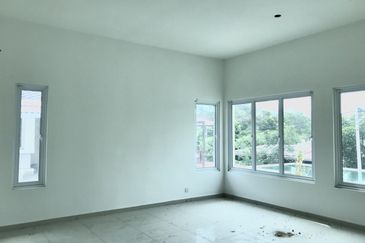 Parklane Residence Sri Klebang Double Storey Bungalow With Huge Land For Sale 