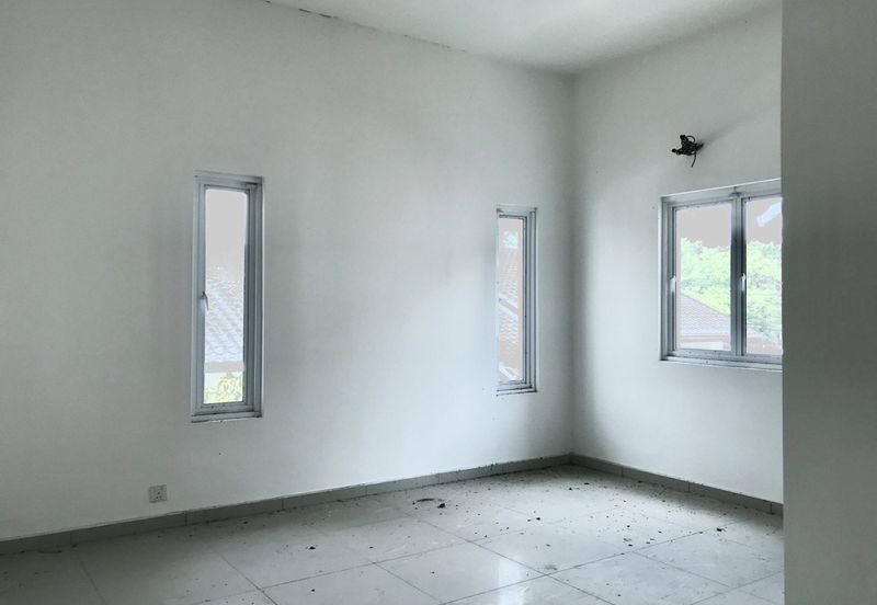 Parklane Residence Sri Klebang Double Storey Bungalow With Huge Land For Sale 