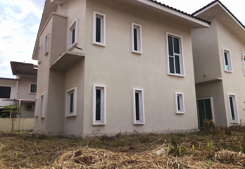 Parklane Residence Sri Klebang Double Storey Bungalow With Huge Land For Sale 