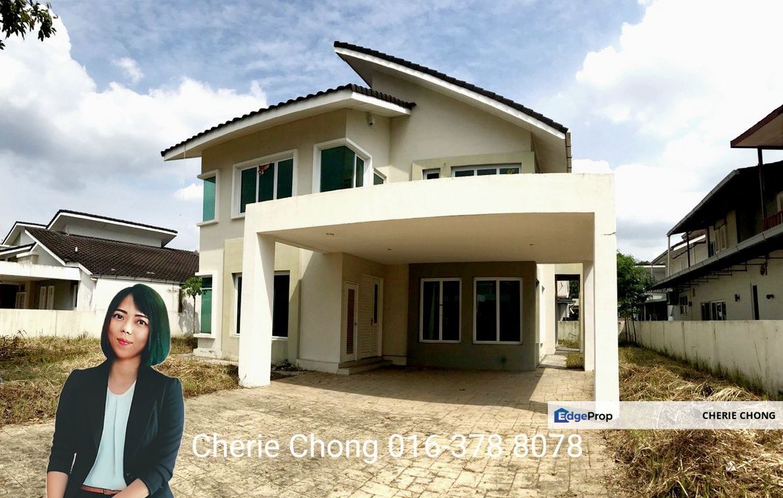 Parklane Residence Sri Klebang Double Storey Bungalow With Huge Land For Sale , Perak, Ipoh