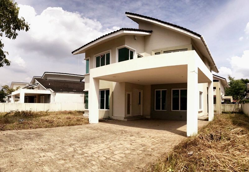 Parklane Residence Sri Klebang Double Storey Bungalow With Huge Land For Sale 