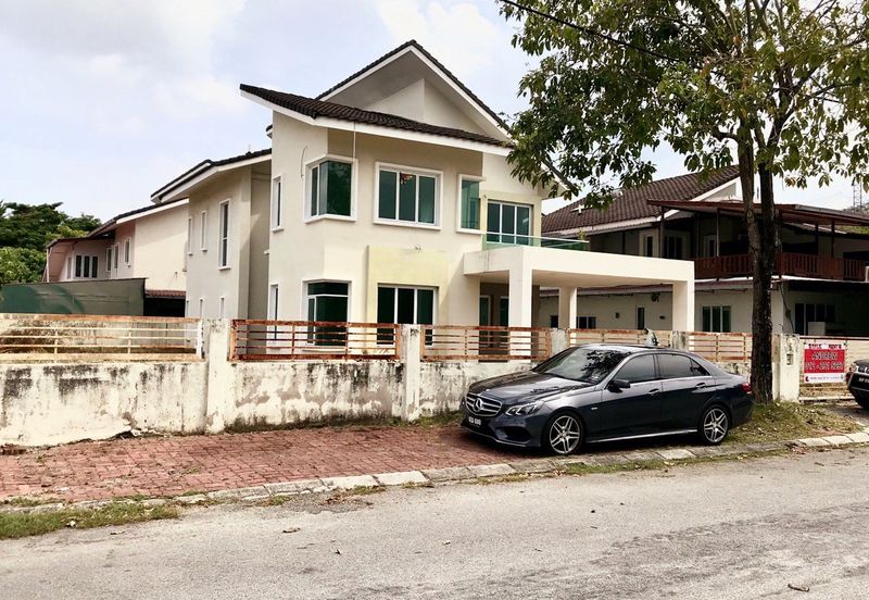 Parklane Residence Sri Klebang Double Storey Bungalow With Huge Land For Sale 
