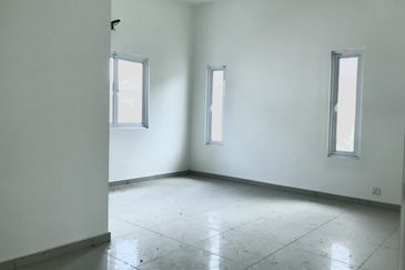 Parklane Residence Sri Klebang Double Storey Bungalow With Huge Land For Sale 