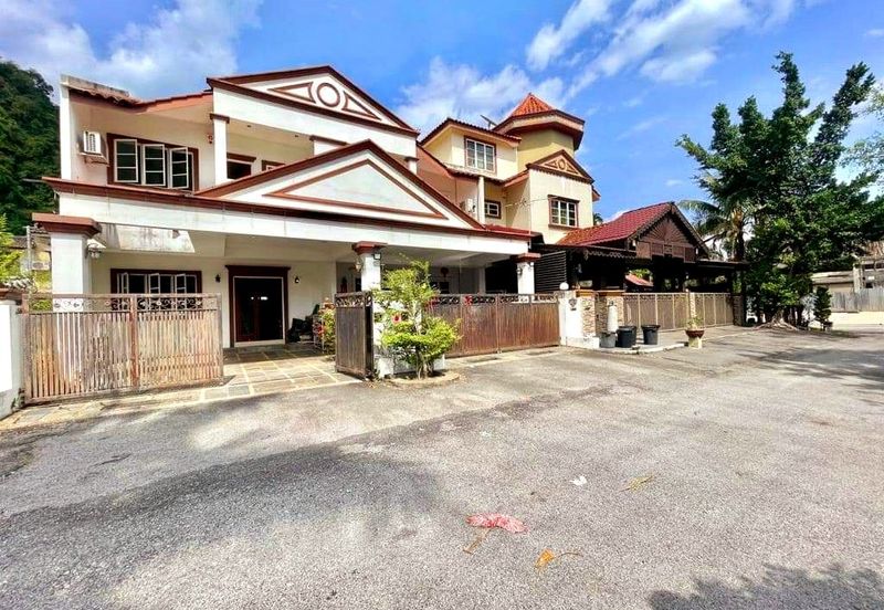 Bercham Nice Condition Double Storey Terrace House For Sale 