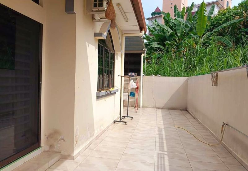 Berham Single Storey Bungalow For Sale 