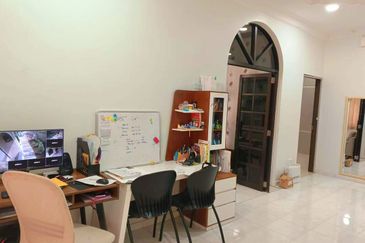 Berham Single Storey Bungalow For Sale 