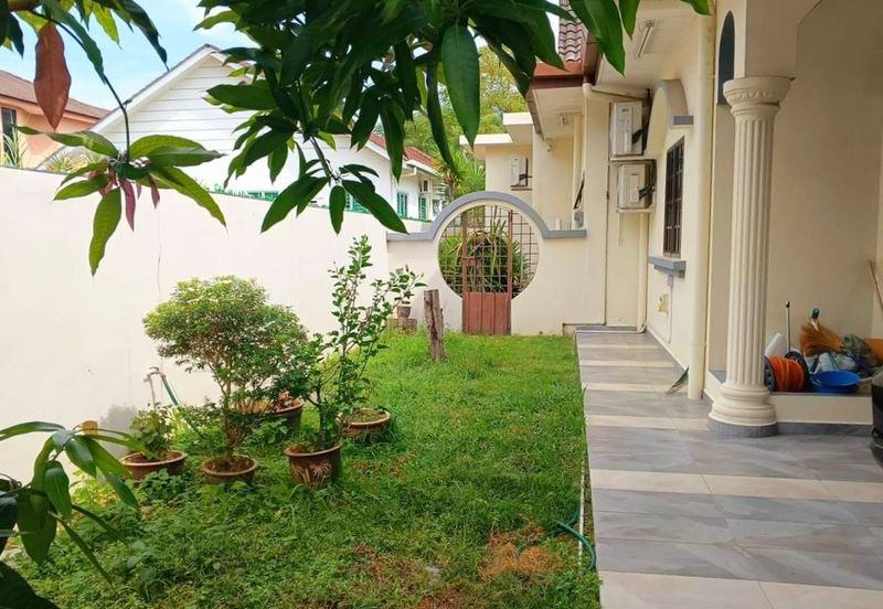 Berham Single Storey Bungalow For Sale 