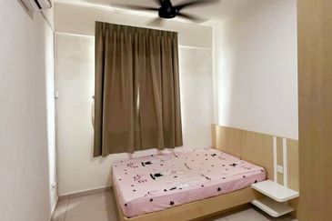 Residensi Kampung Paloh Brand New & High Floor Unit For Rent 