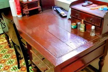 Prime Location Ipoh Oldtown Charming Rare Double Storey Shoplot 