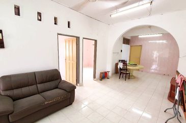 TAMAN HILLVIEW, IPOH