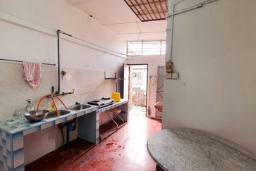 TAMAN HILLVIEW, IPOH