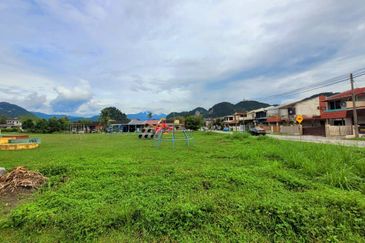 TAMAN HILLVIEW, IPOH