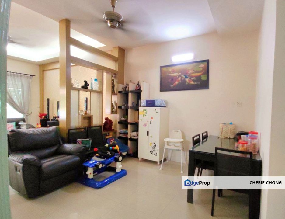 Silibin Taman Tinggi Good Condition Double Storey Terrace House Facing Empty Land , Perak, Ipoh