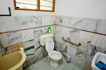 TAMAN MENGLEMBU BERLIAN