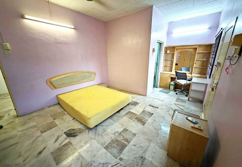 TAMAN MENGLEMBU BERLIAN