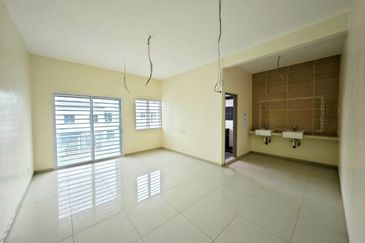 Tambun Le Greene Double Storey Terrace House With Balcony 