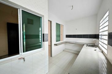 Tambun Le Greene Double Storey Terrace House With Balcony 