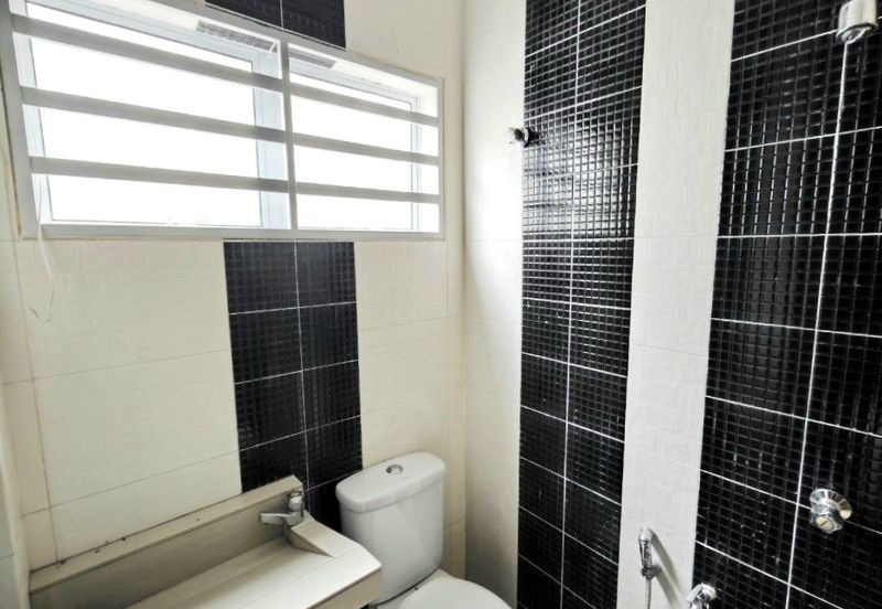 Tambun Le Greene Double Storey Terrace House With Balcony 