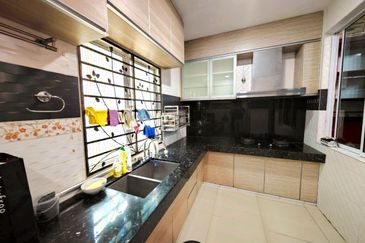 Tambun Le Greene Double Storey Terrace House Facing Field 